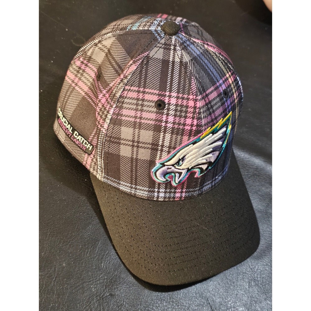 New Era 39 Thirty Philadelphia Eagles Crucial Catch Intercept Cancer Hat S/M‎